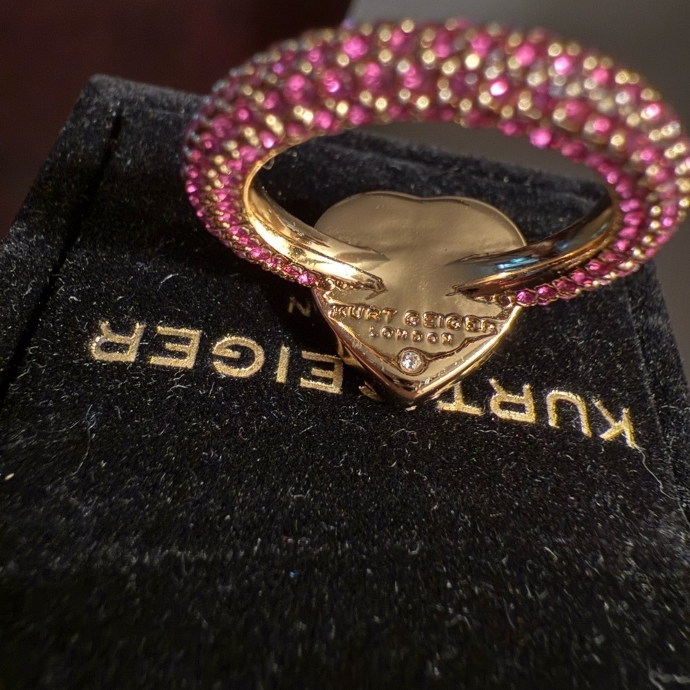Kurt Geiger London Rainbow Heart Ring Size 7 - Picture 5 of 8